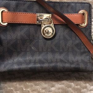 Michael KORS mini cross body bag